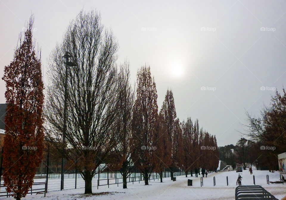 I remember this day, I was with my sister in Berlin heading to Berlin wall. The weather was very cold, specially this day the sky was foggy and the sun has been hiding behind.