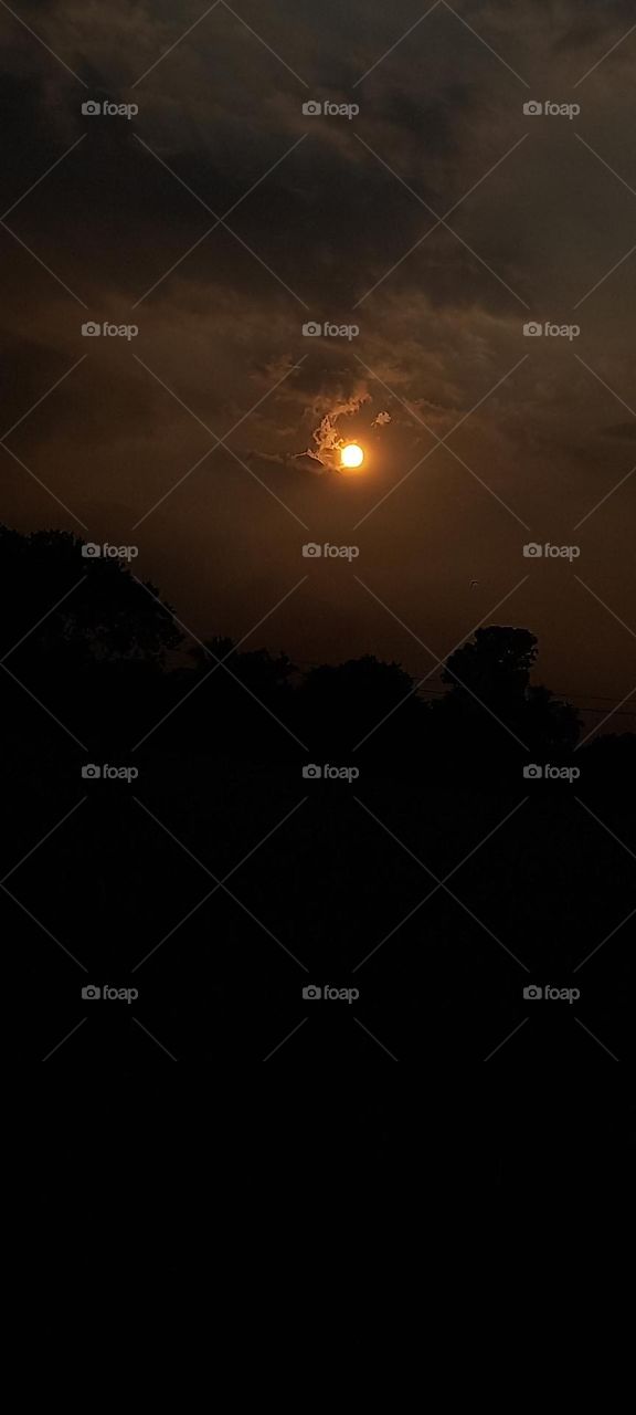 sunshine and sunlight very beautiful and cloud beauty evening