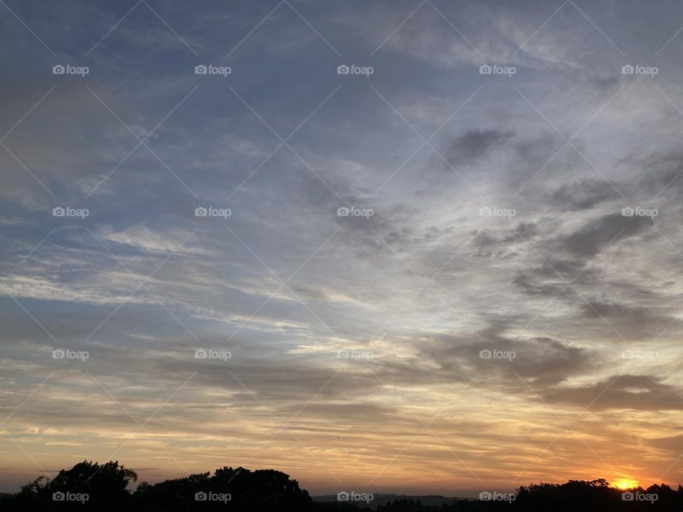 🌇🇺🇸 An extremely beautiful sunset in Jundiaí, interior of Brazil. Cheer the nature! / 🇧🇷 Um entardecer extremamente bonito em Jundiaí, interior do Brasil. Viva a natureza! 