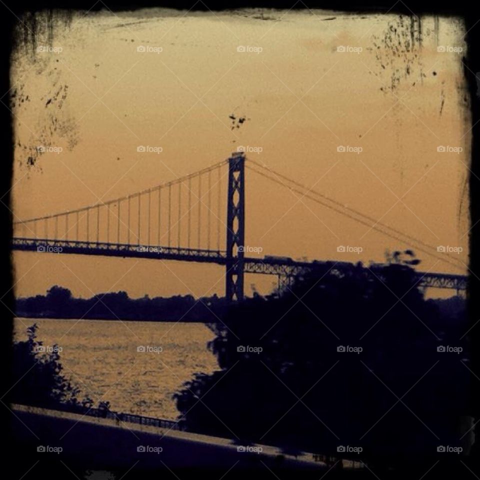 Ambassador bridge