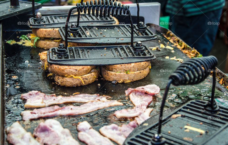 By visiting London you can find a lot of different street food markets with food from all over the world
