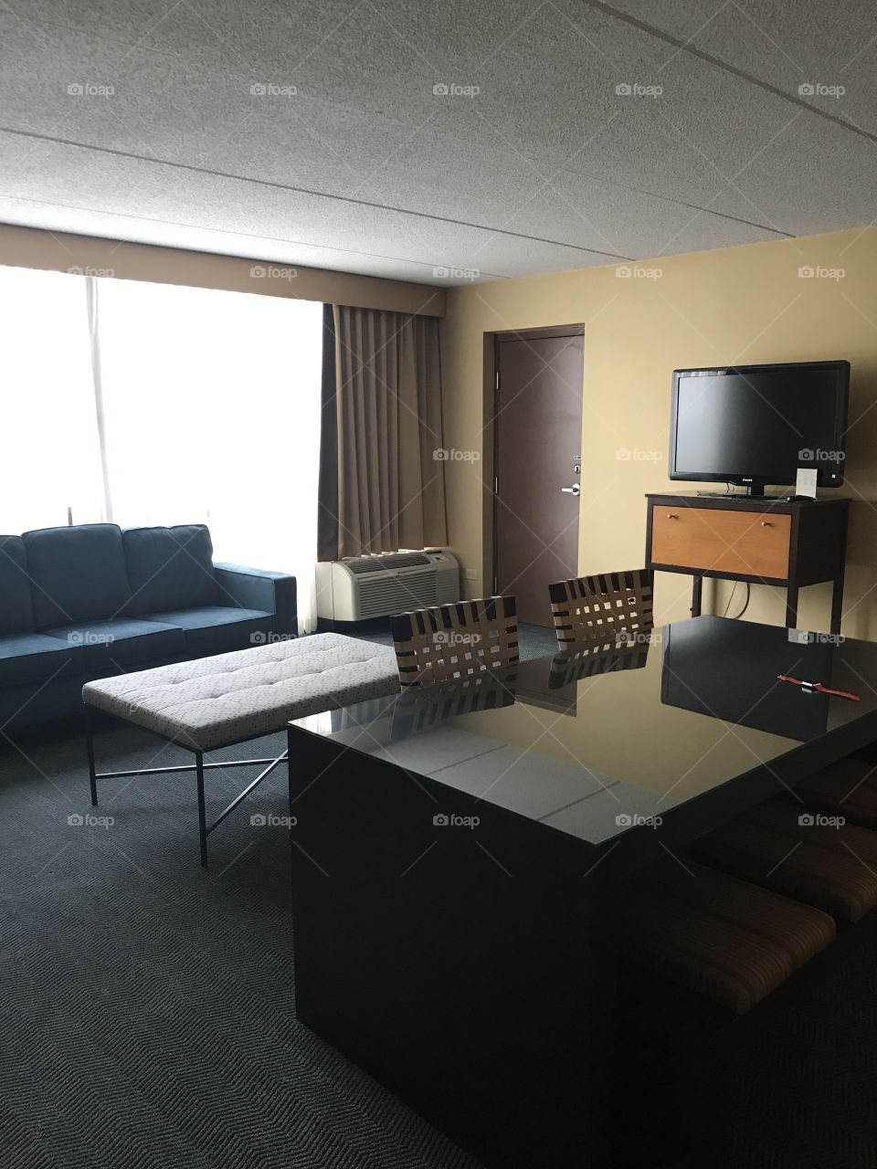 Room, Furniture, Indoors, Seat, Chair