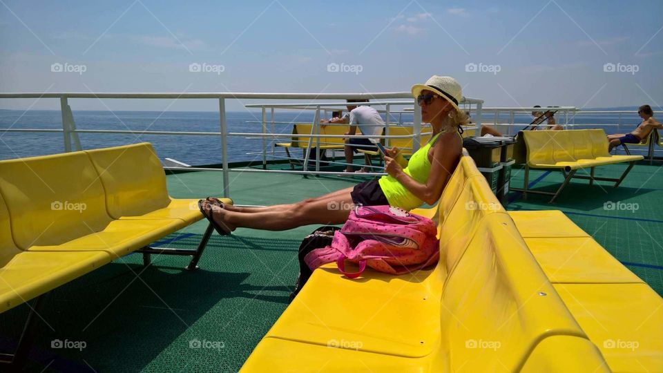 Going on vacation by boat