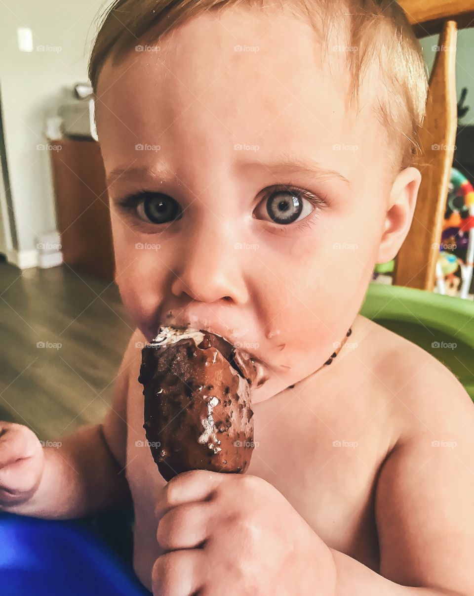 Everyone loves an ice cream bar on a hot summer day!