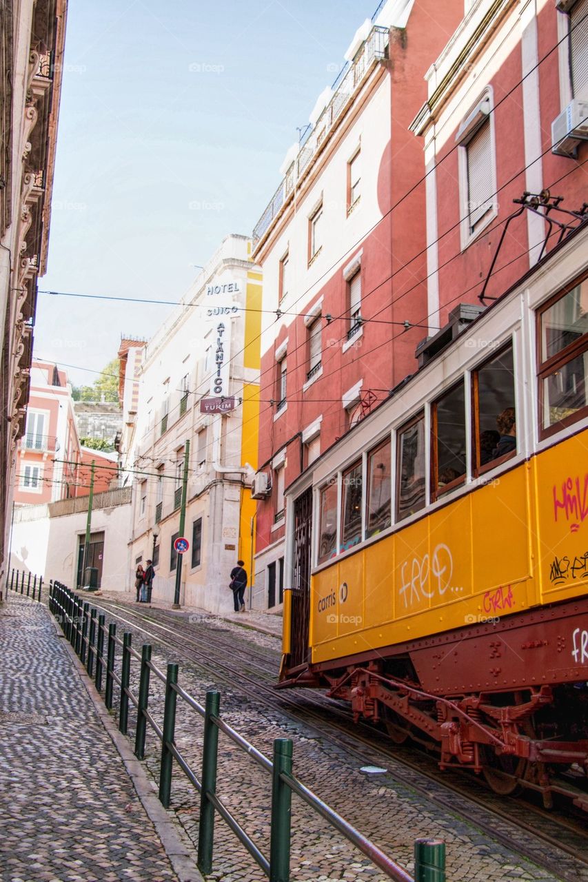 Elevador da Gloria lisbon 