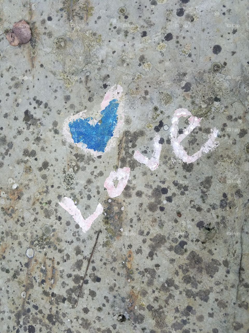 Love, Graffiti