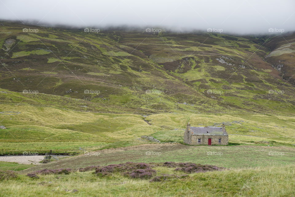 Mother Nature lives in Scotland .... rugged landscape with mist rolling down the hills 🏴󠁧󠁢󠁳󠁣󠁴󠁿