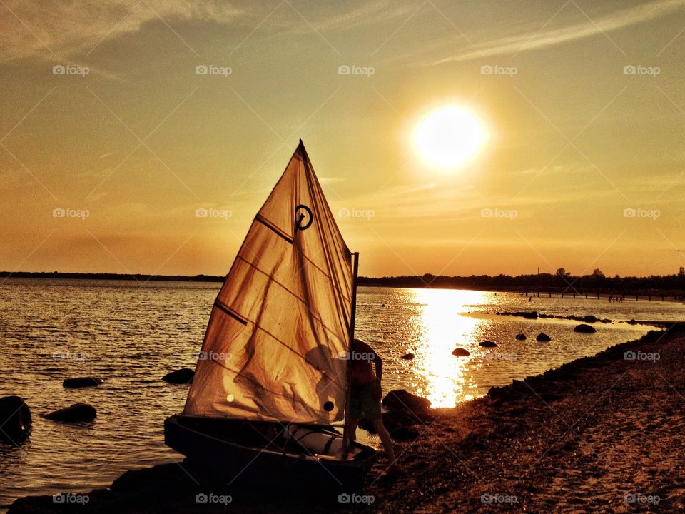 Learning how to sail