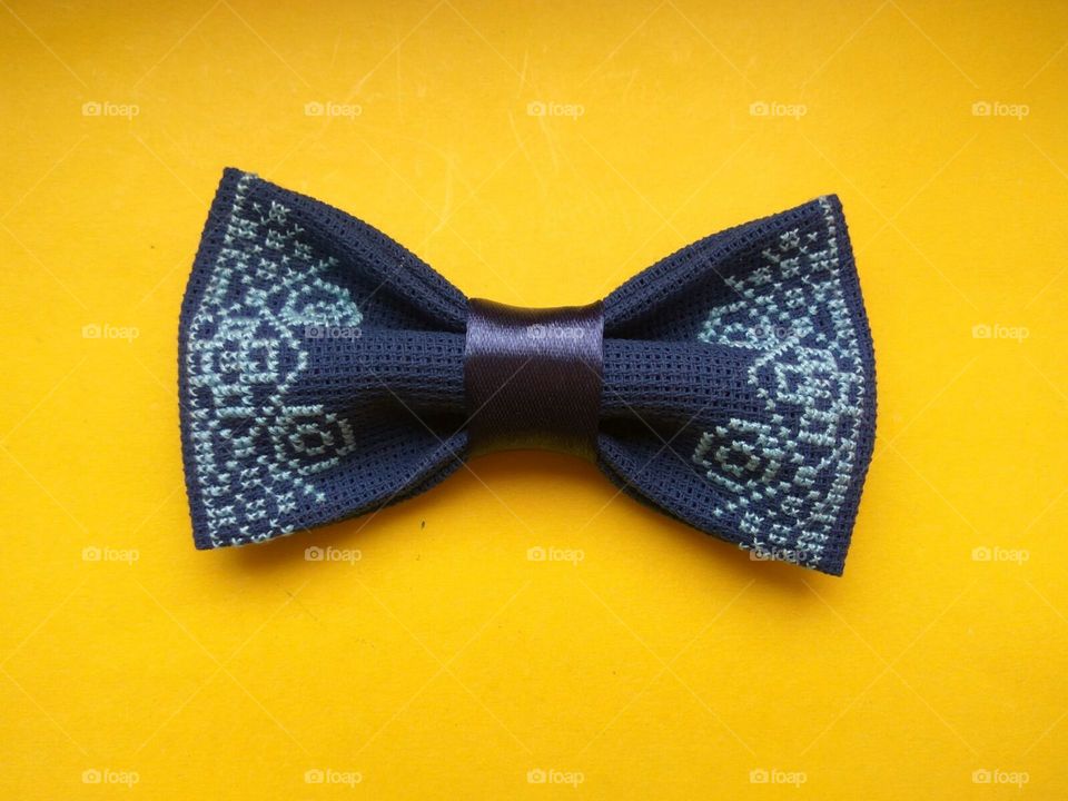 bow tie for man