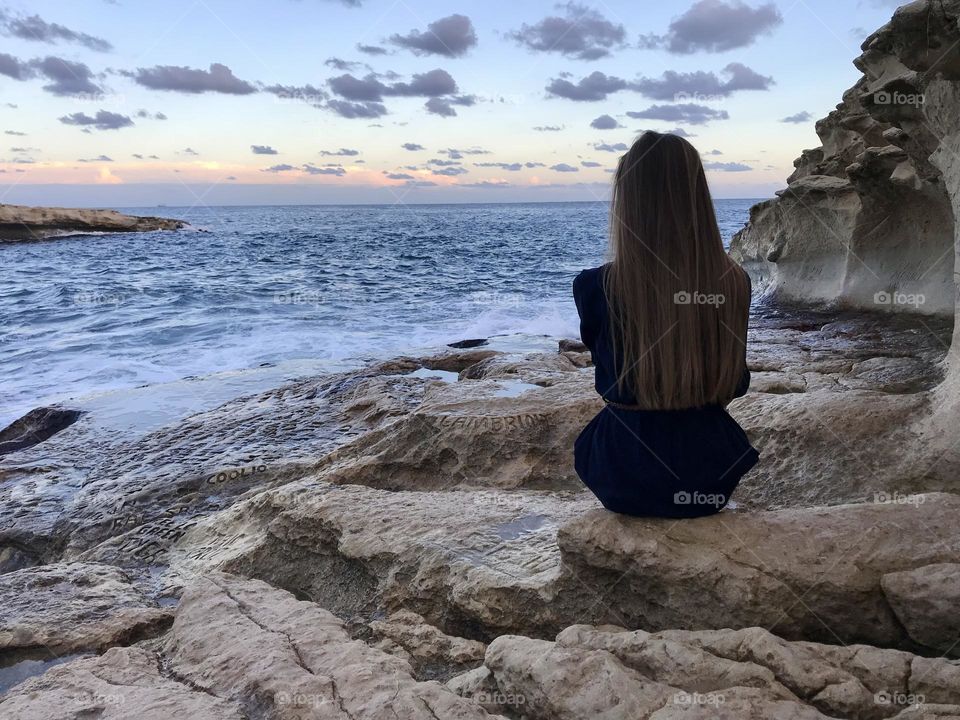 I just enjoy looking at the sea, it was a perfect afternoon at St. Peter’s pool 🌊