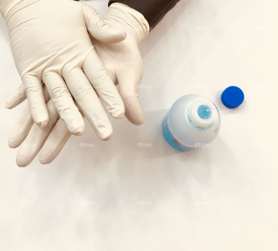 Every day use surgical hand gloves  bacteria, viruses, mold, solvents, chemicals or cancer-causing agents that can enter the body through our hands and skin. These hazards live on the surface of hands and can be transmitted through touch.