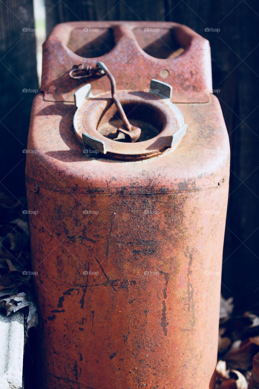 Rusty gasoline can 