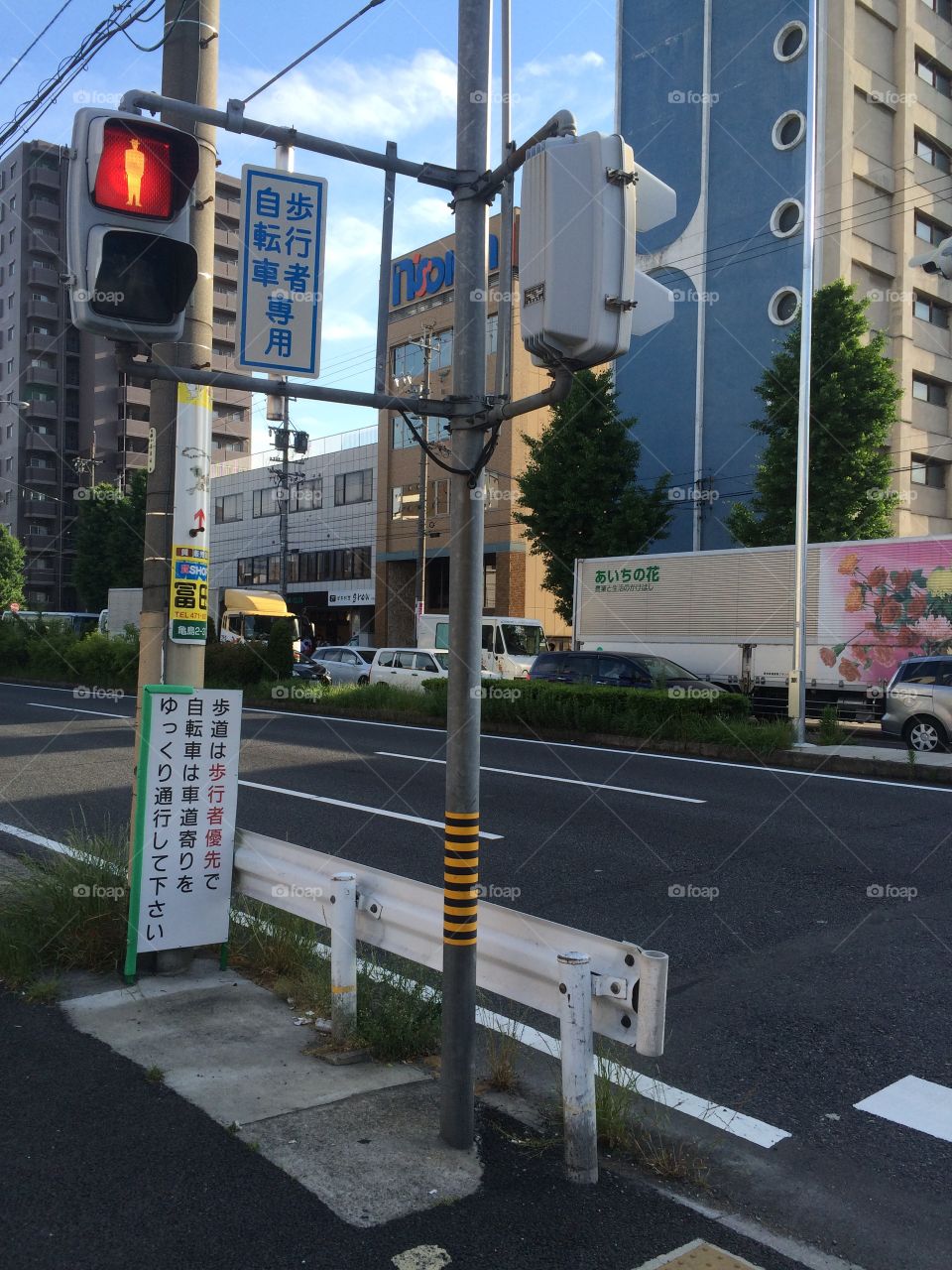 日本馬路上的紅燈