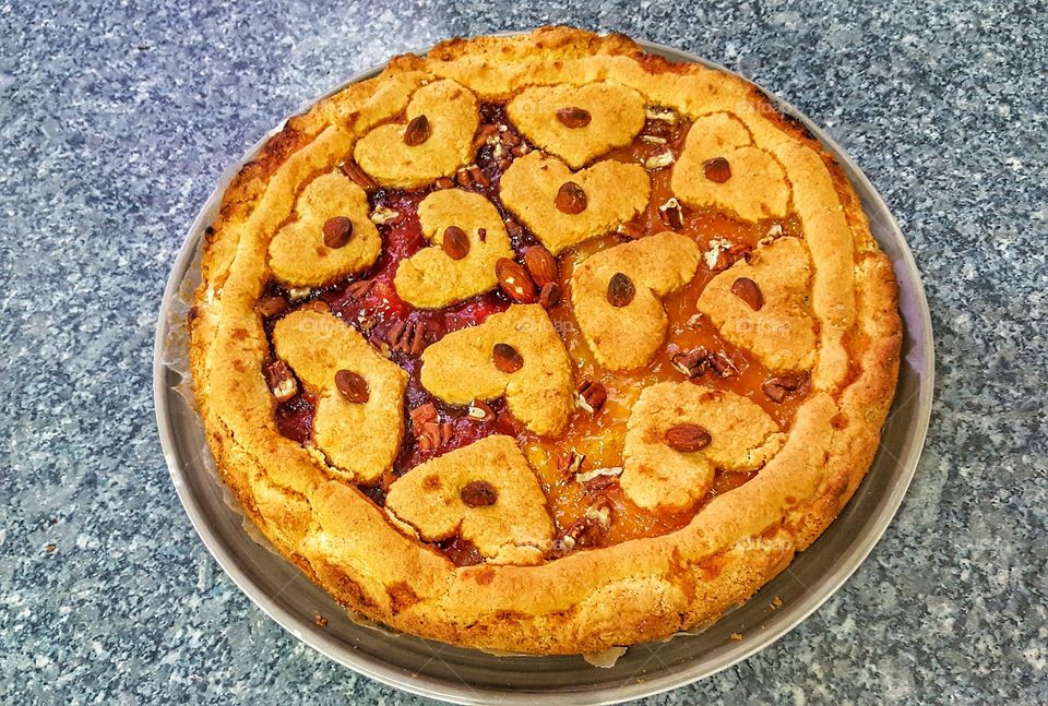 apricot and strawberry tart