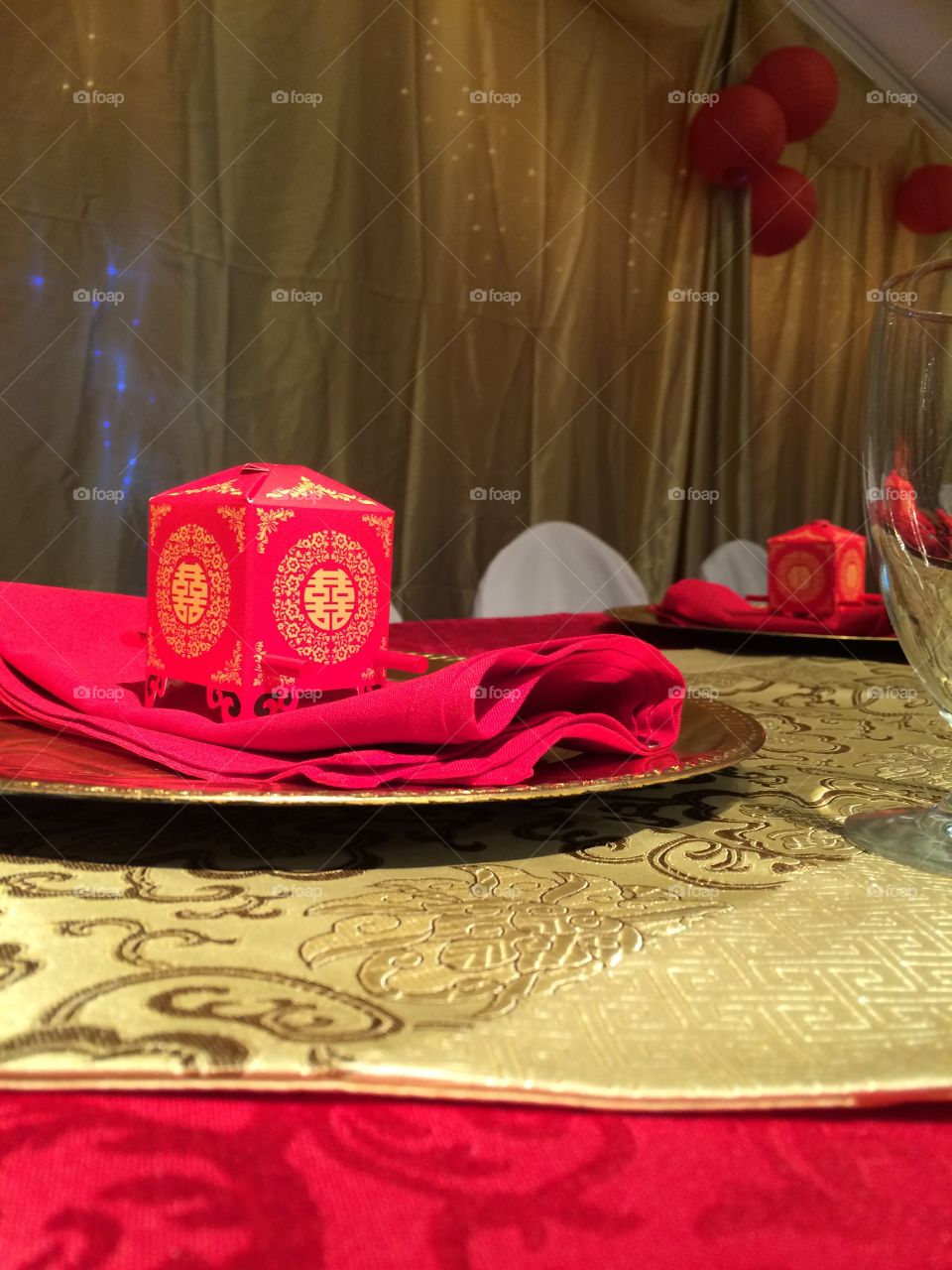 Spotlight on Asian Wedding Favor, Stage Left