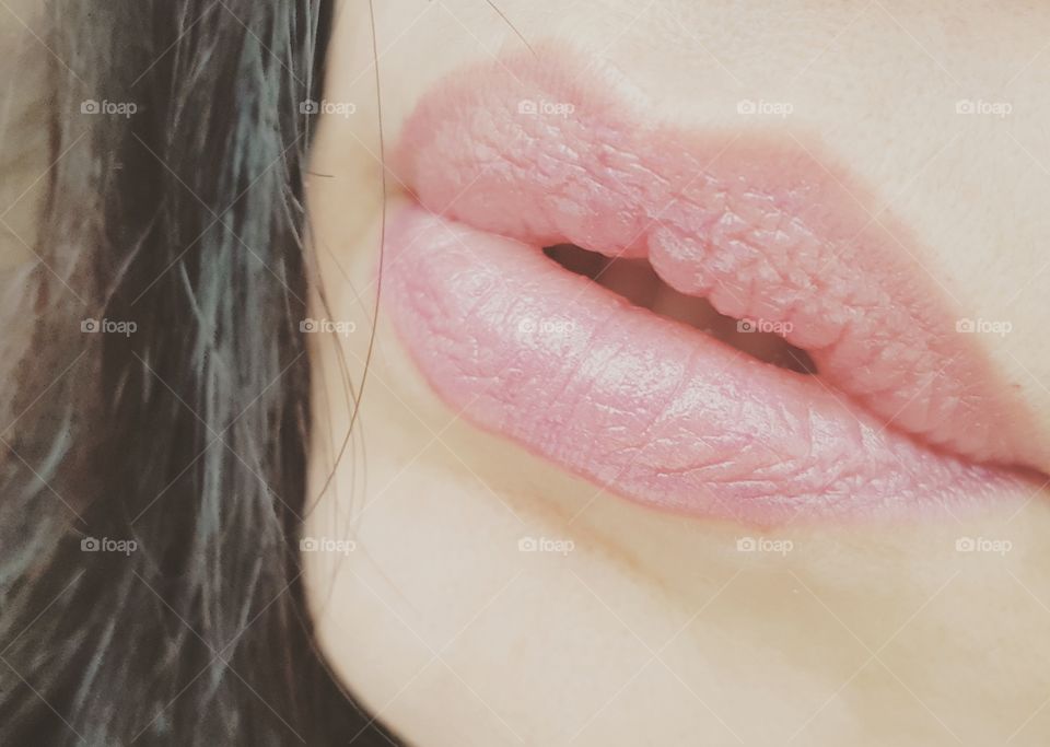 Lips without lipstick