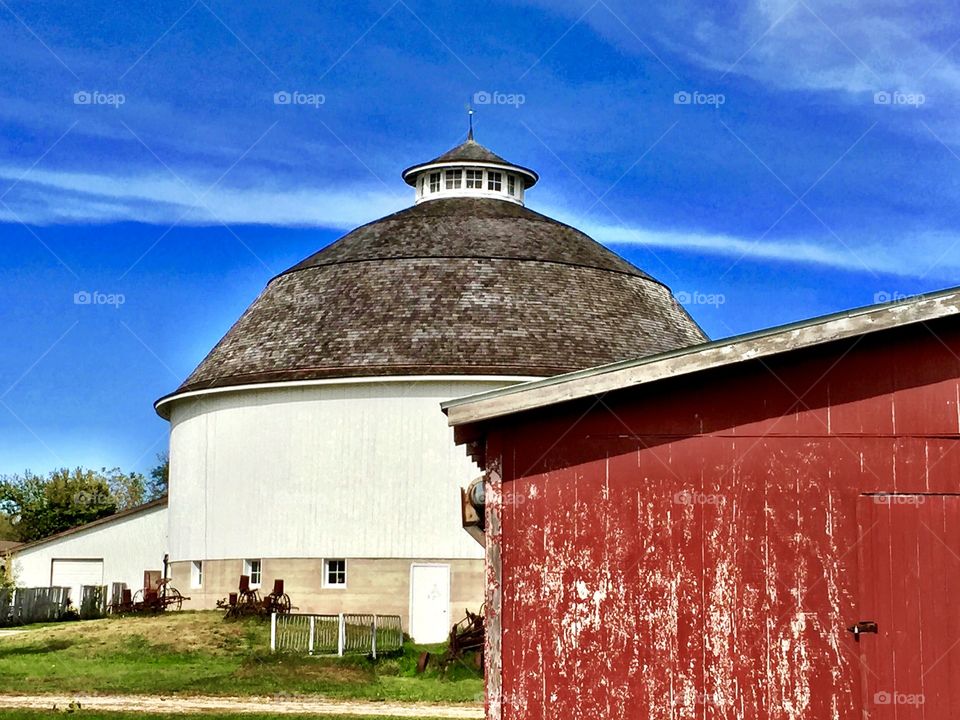 White round barn