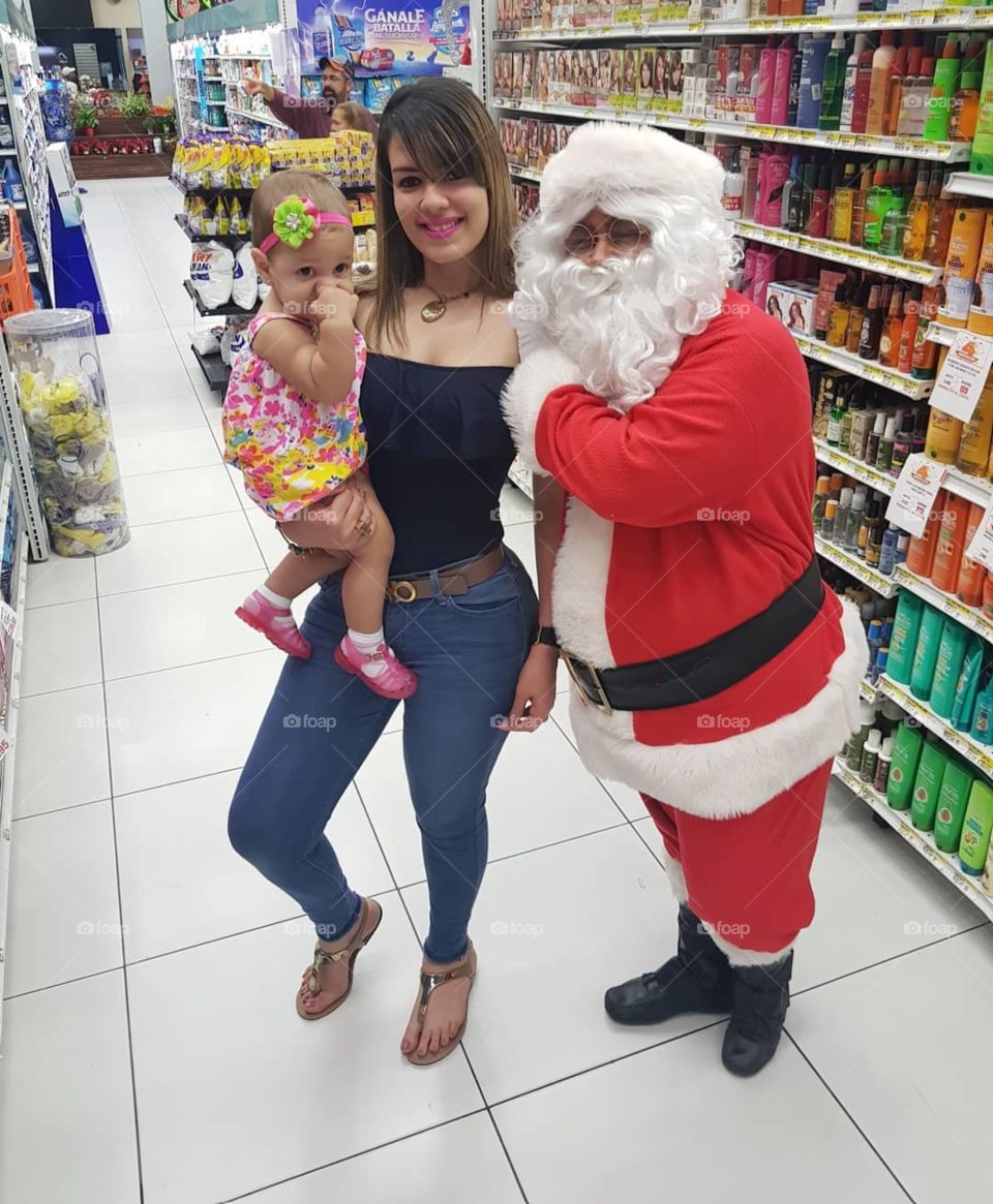 la nena quería ver á Santa