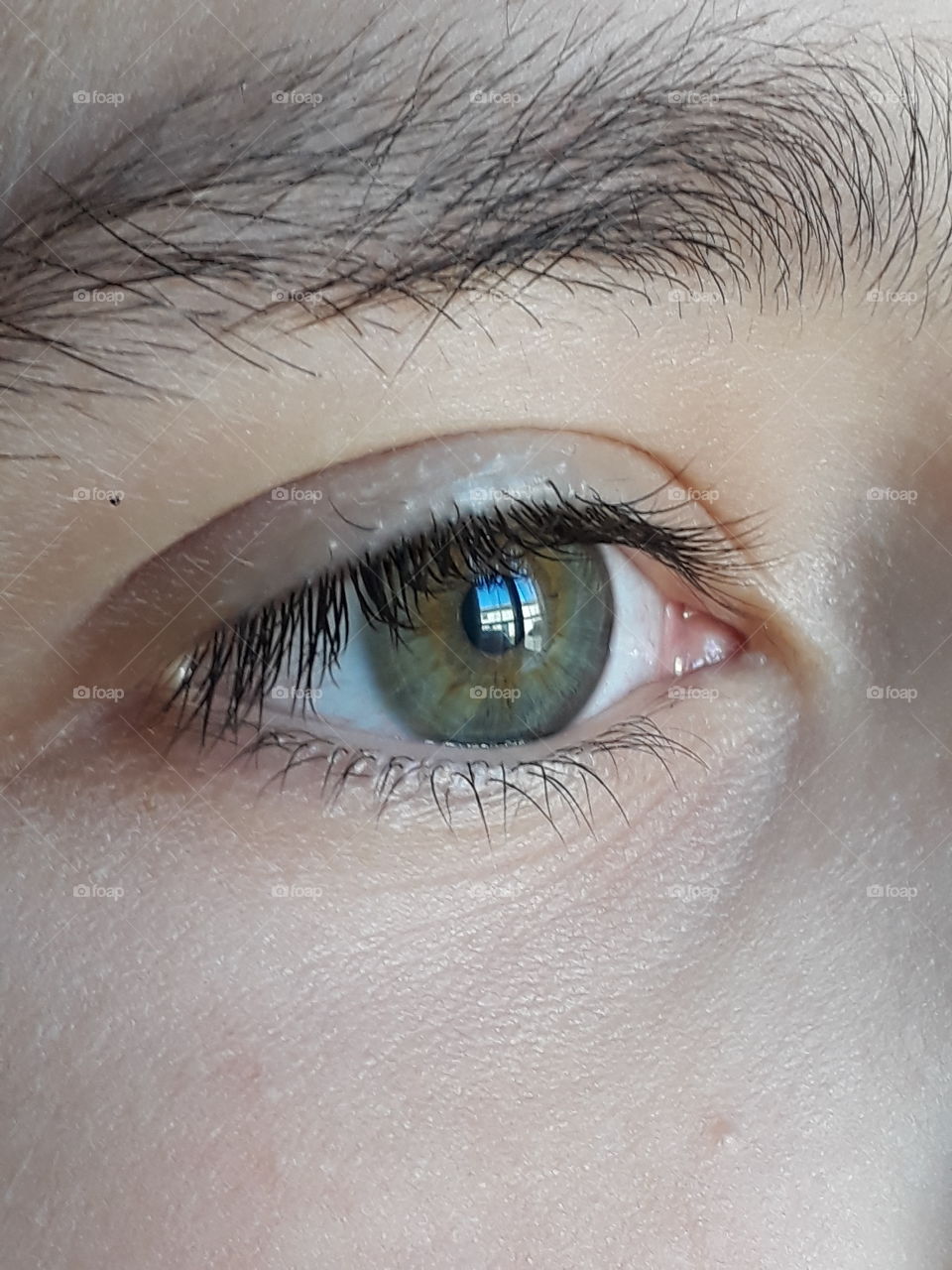 green eye