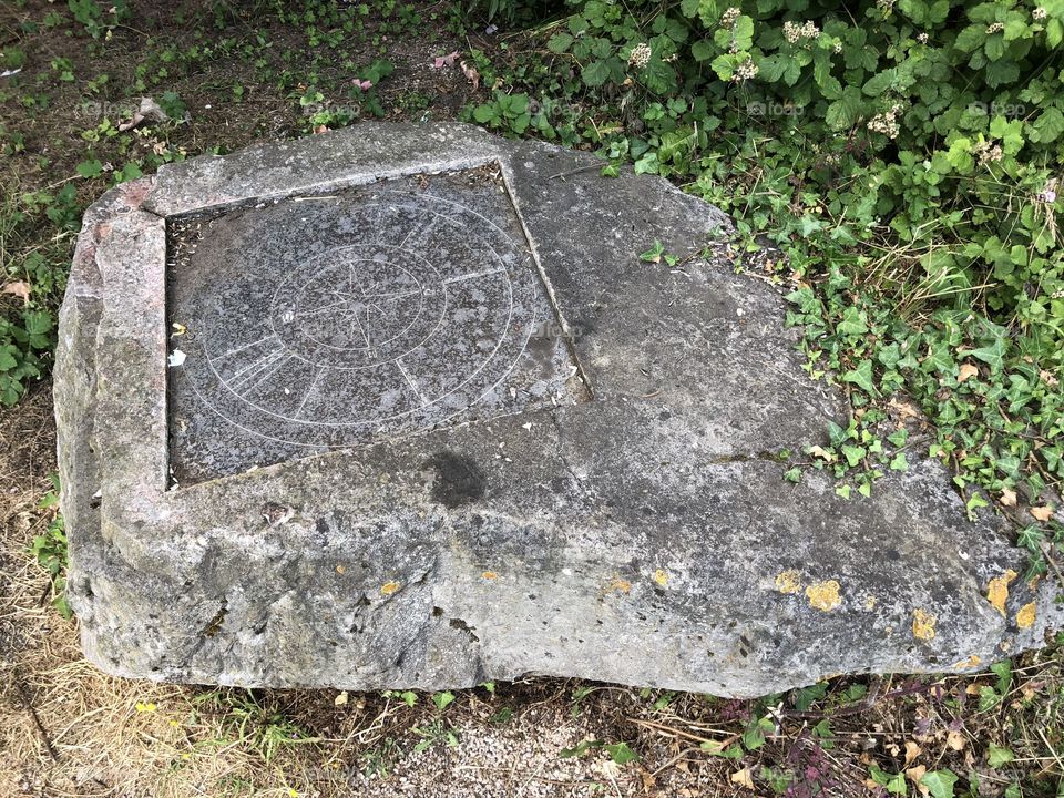 At first sighting perhaps this looks like an old piece of rock, but actually it is a rather transparent and clear “sundial.”