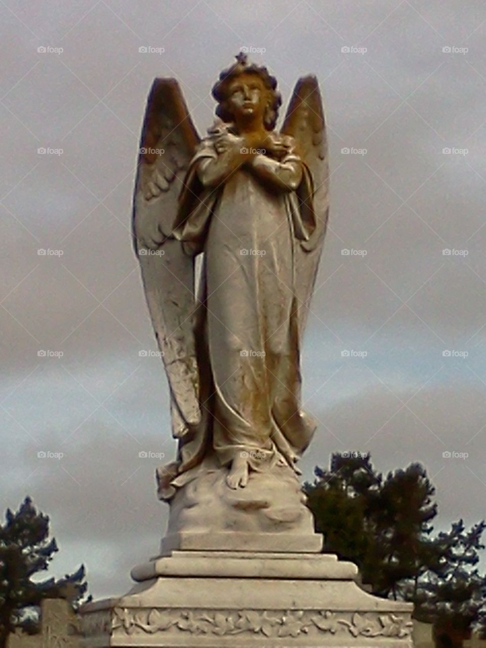 Keeping watch over the deceased