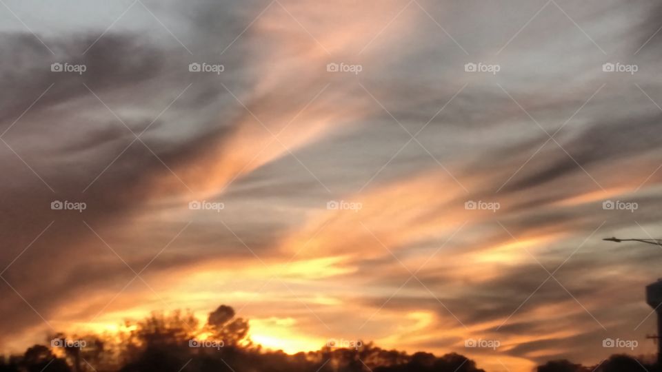 looks like fire in the sky, amazingly beautiful.