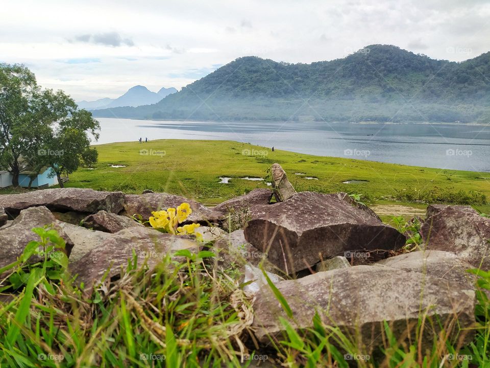 Beautiful lake view with mountains around, great place to relax and breathe fresh air