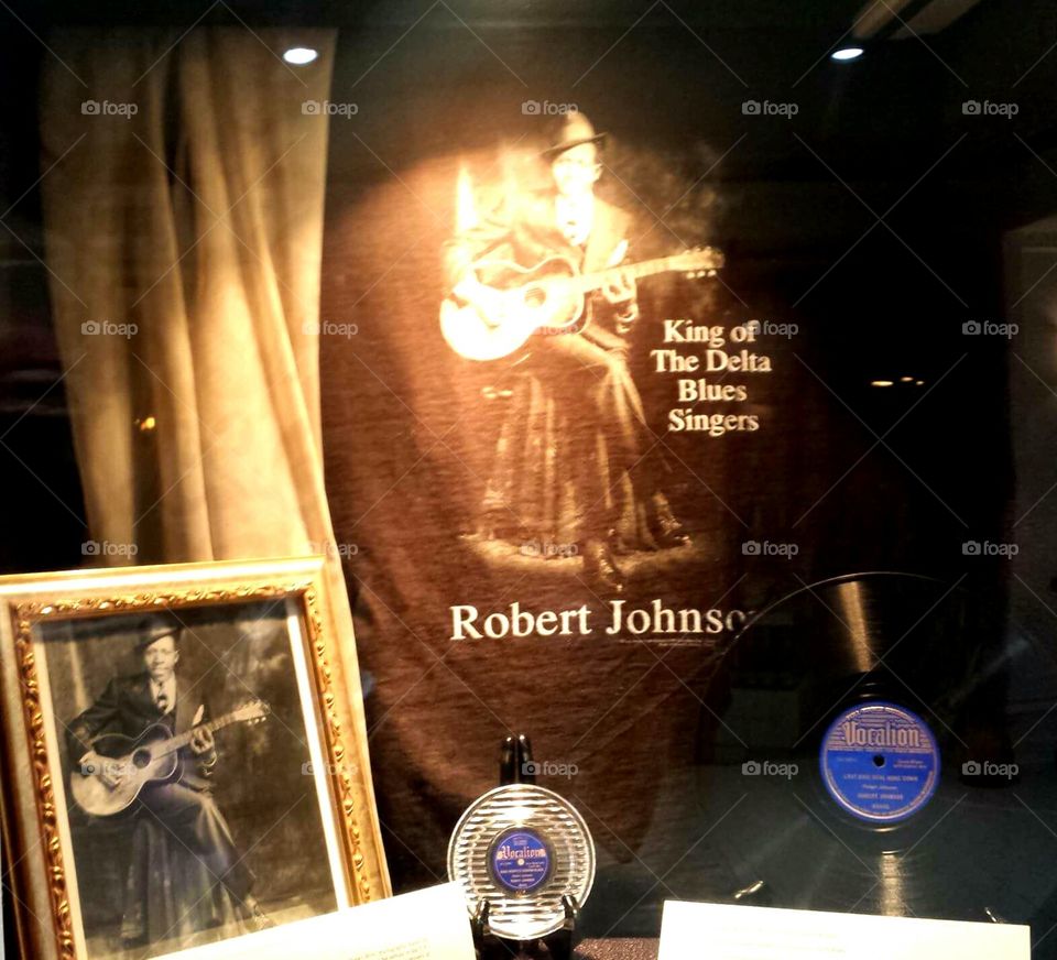 Display: King of the Delta Blues Singers -Robert Johnson