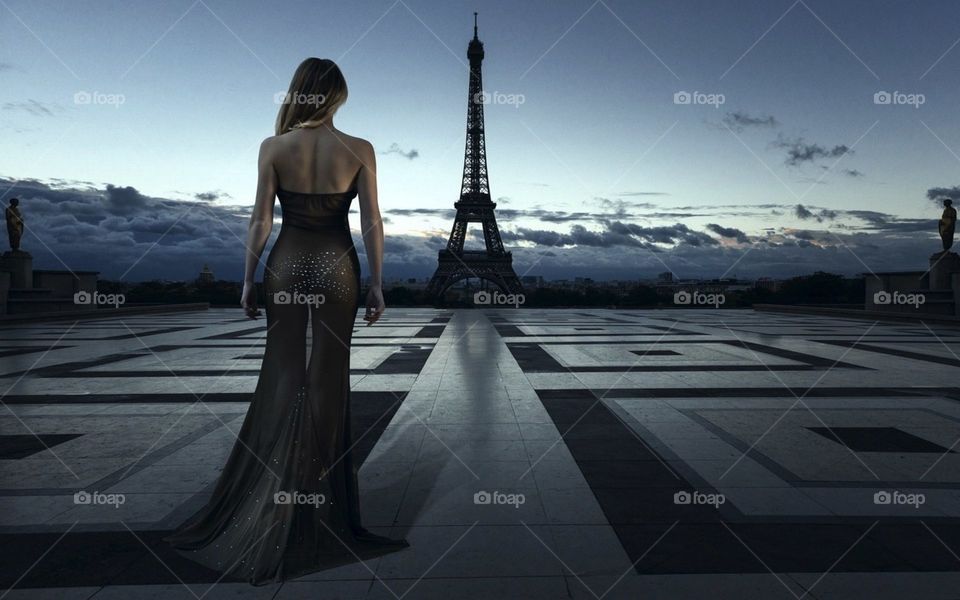 very nice Girl in Paris