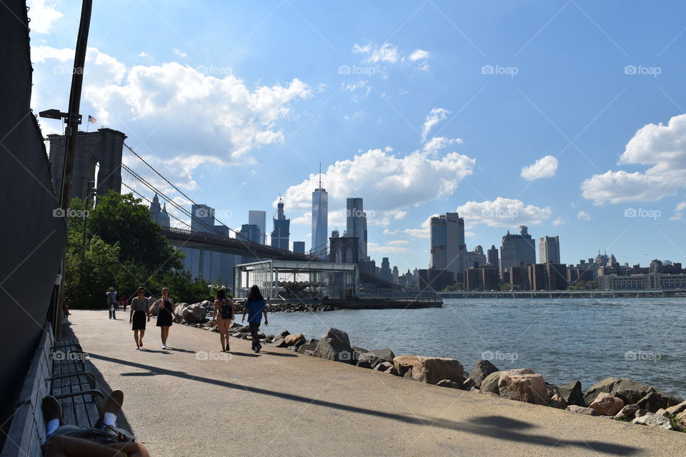 Who else wants to live in New York ?