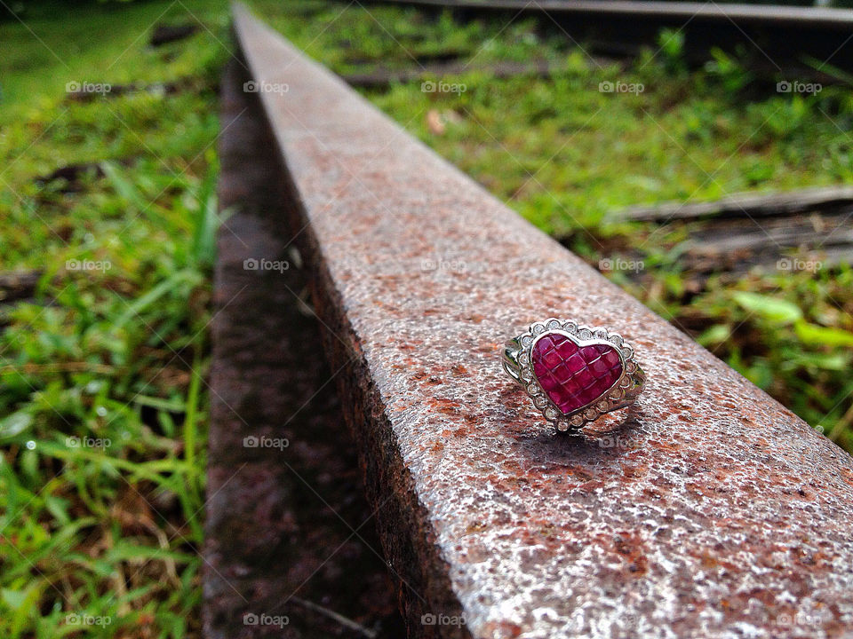 Red heart ring