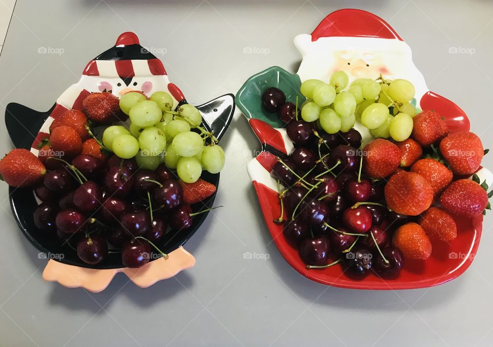 Fruits decorating with Christmas plates in Cheltenham Melbourne Australia 