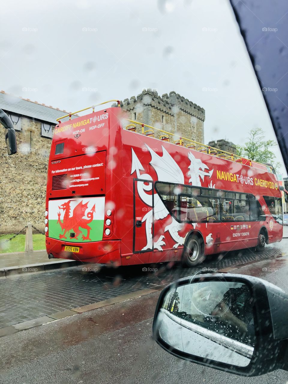 Tour bus ‘ outside Cardiff Castle ‘ on a rainy day 💦