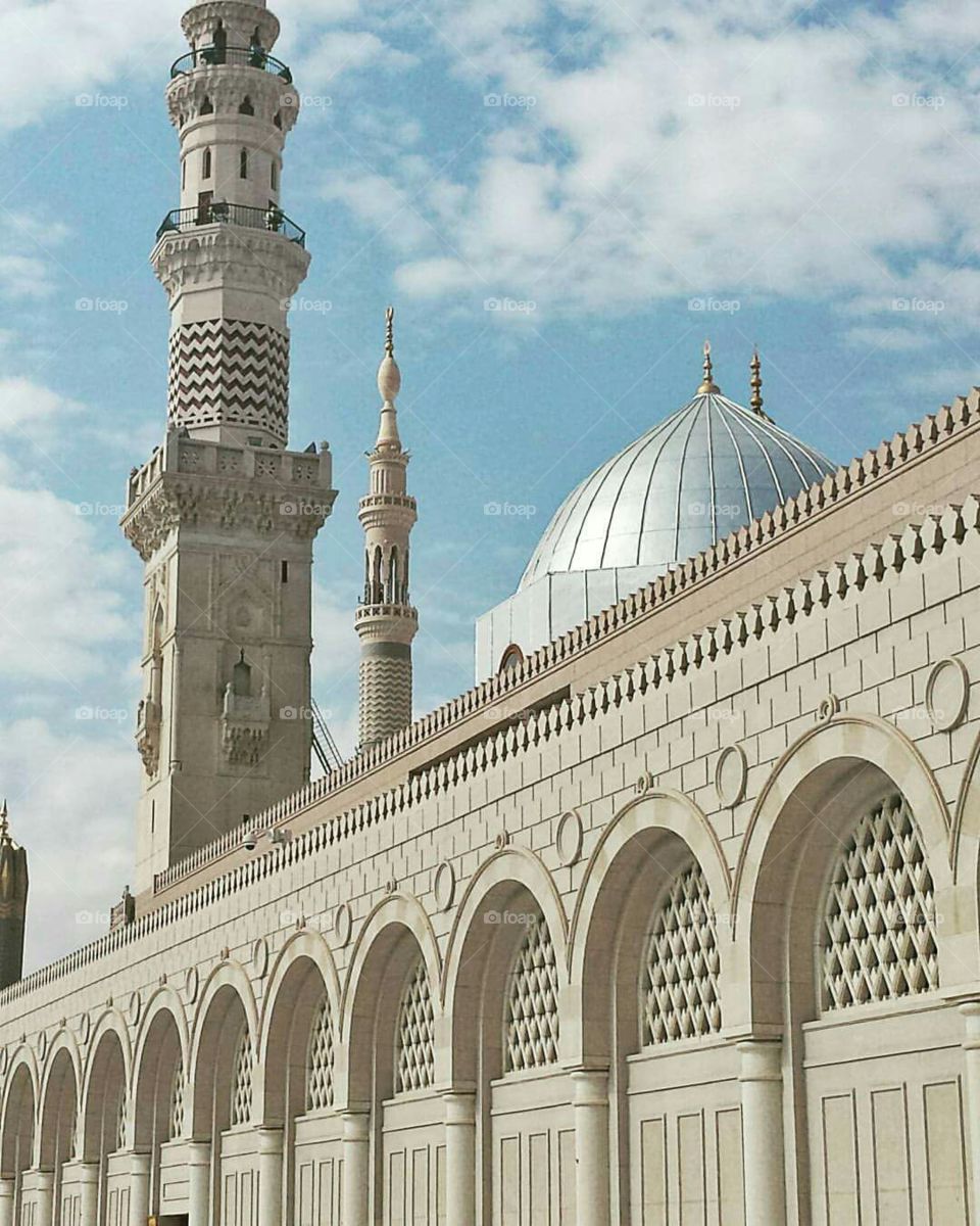 المسجد النبوي . المدينة . السعودية
al masjid al nabawi. al madina. Saudi Arabia