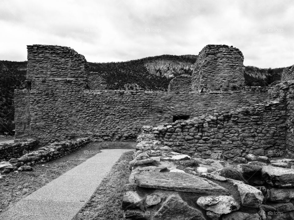 Jemez pueblo ruins in black and white 
