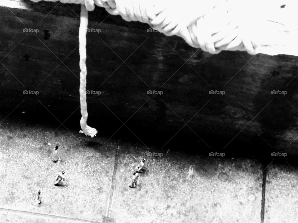 The world of liliput : rope