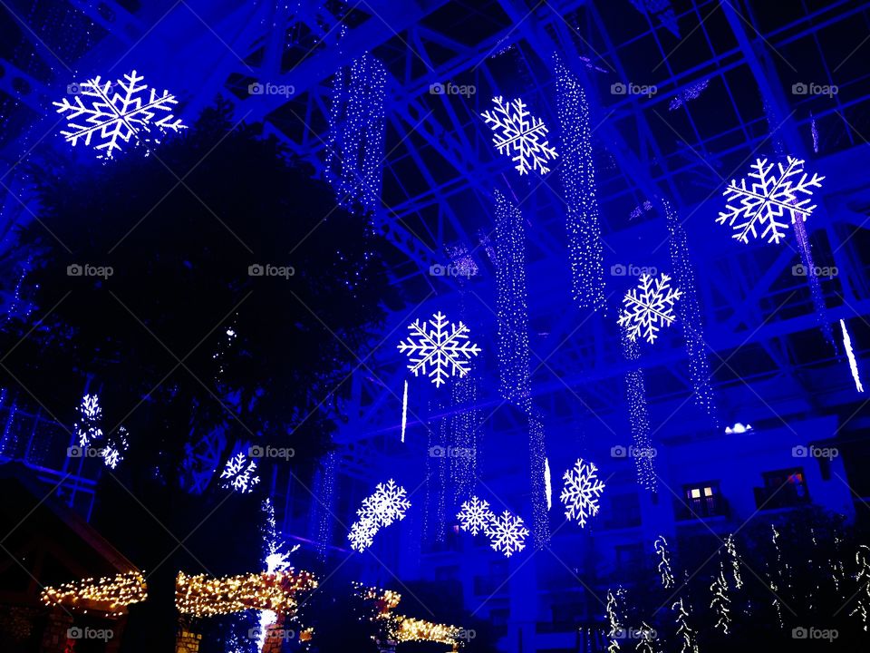 Giant snowflakes at the Gaylord Texan 