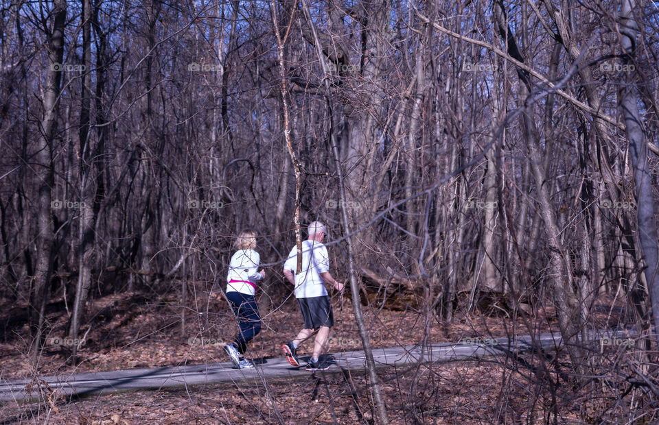 couple jogging
