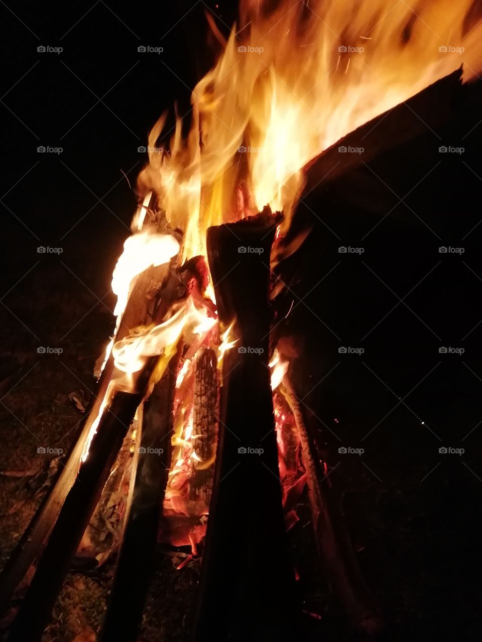 Locked down campfire