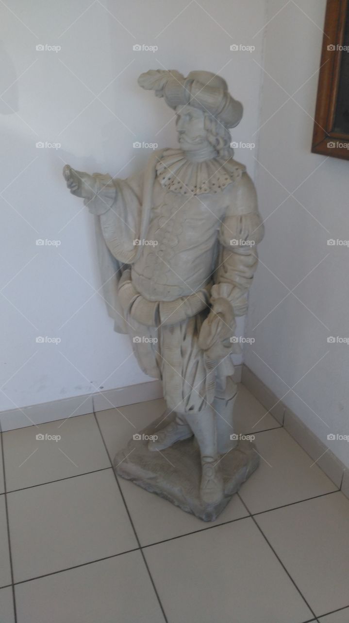 estatua portuguesa