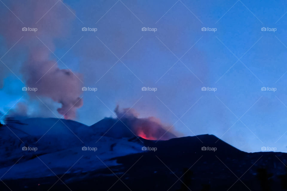 etna volcano attivo