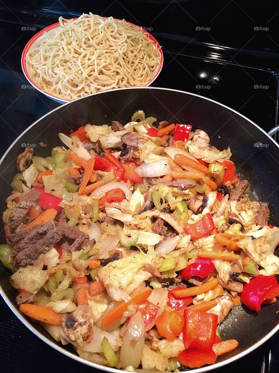 Vegetable stir fry and pastas