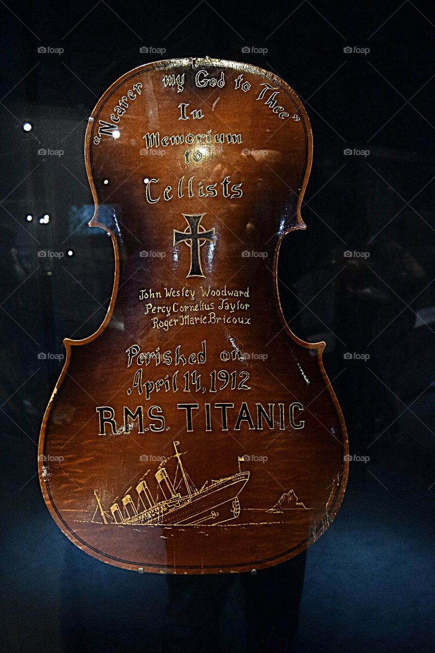 violin titanic