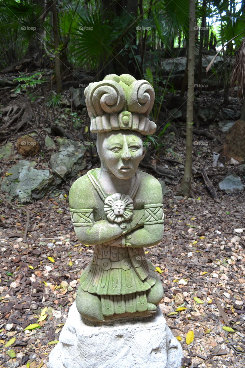 Figure maya, mexican
