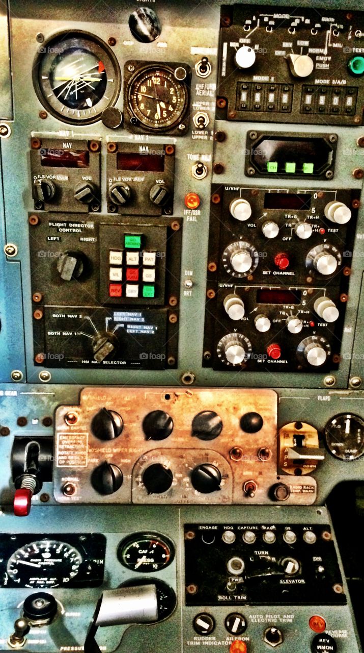 Military aircraft cockpit dash