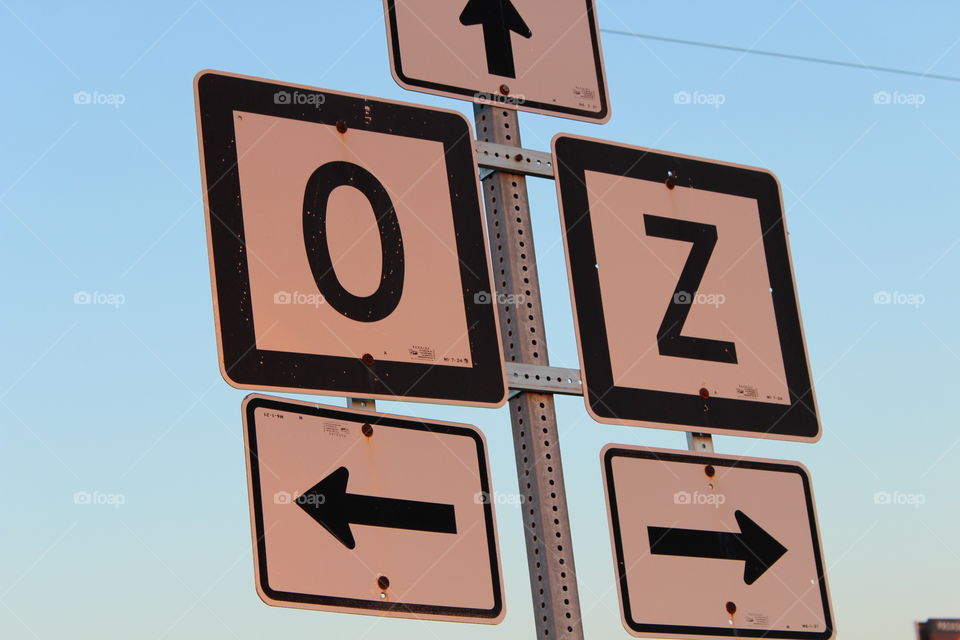 OZ Road Signd