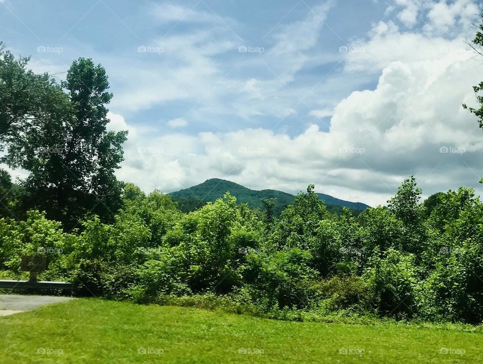 Beautiful mountain scenery!🏔