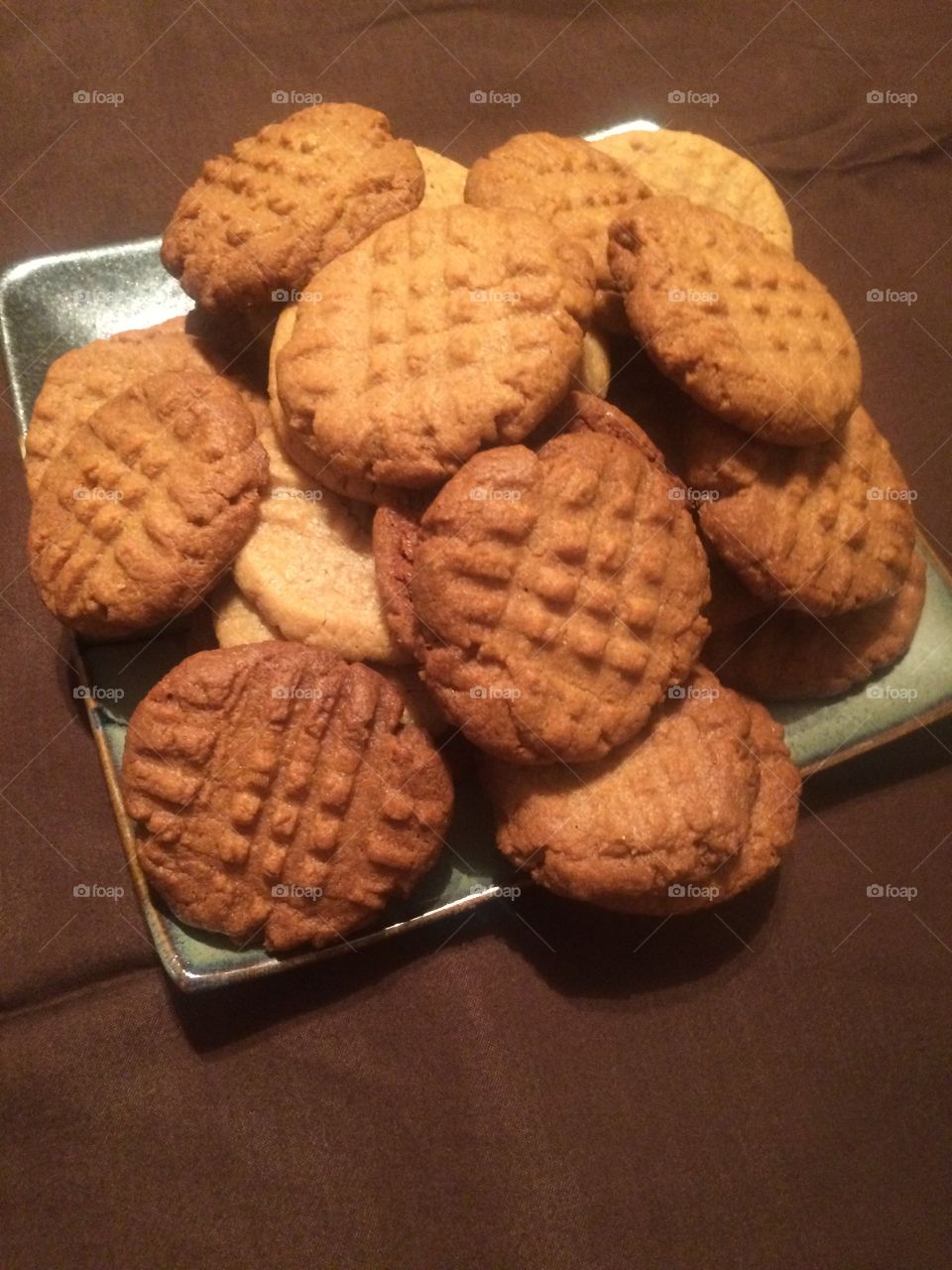 4 ingredient peanut butter cookies who knew hmm