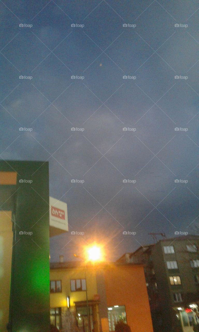 rough sky over the city I live in iz