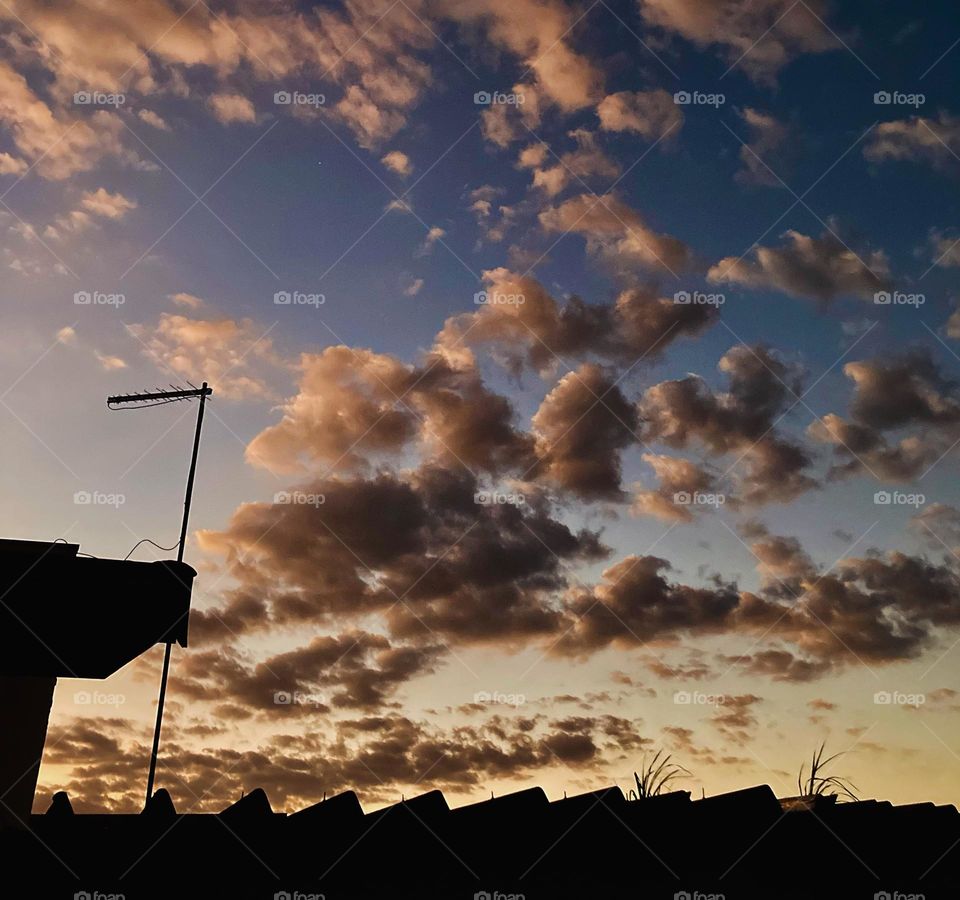 🌄🇺🇸 An extremely beautiful dawn in Jundiaí, interior of Brazil. Cheer the nature! / 🇧🇷 Um amanhecer extremamente bonito em Jundiaí, interior do Brasil. Viva a natureza! 
